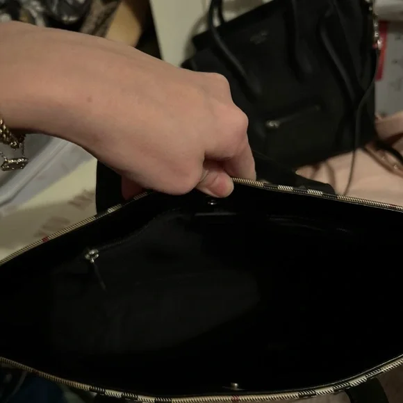 Burberry Medium Hand bag - Picture 6 of 11